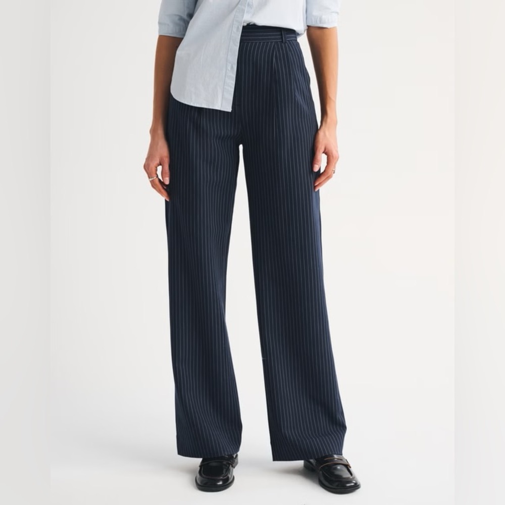Abercrombie & Fitch Stripe Sloane Tailored Wide Leg Pant, Size 29/8, Navy Blue